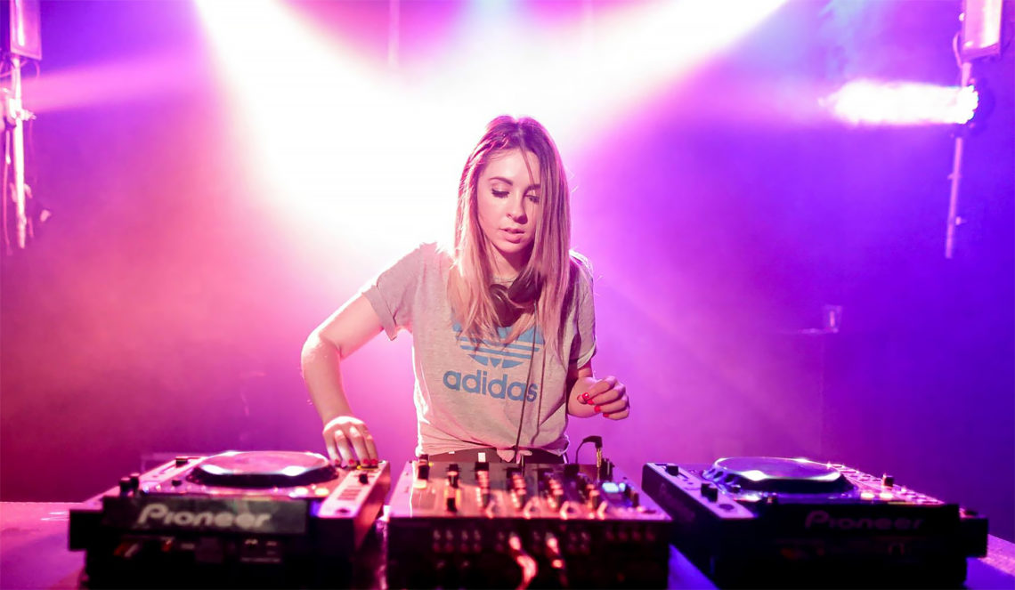 Las 10 DJS Mujeres Que Debes Escuchar Ya Mismo · EDM Girl Power!