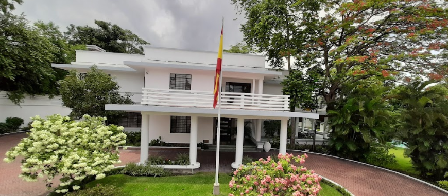 embajada de espana en el salvador