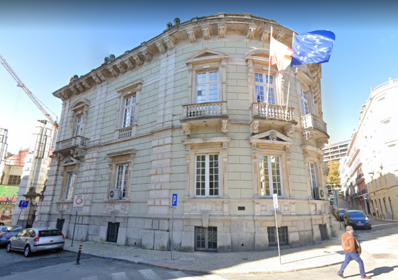 embajada de espana en portugal