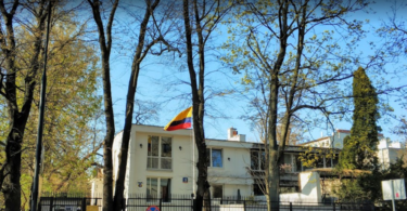 embajada de colombia en polonia