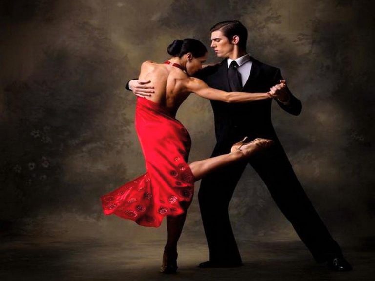 al menos Gran cantidad Misionero ᐉ Ropa de Tango: ¿Qué ropa usar para bailar tango?